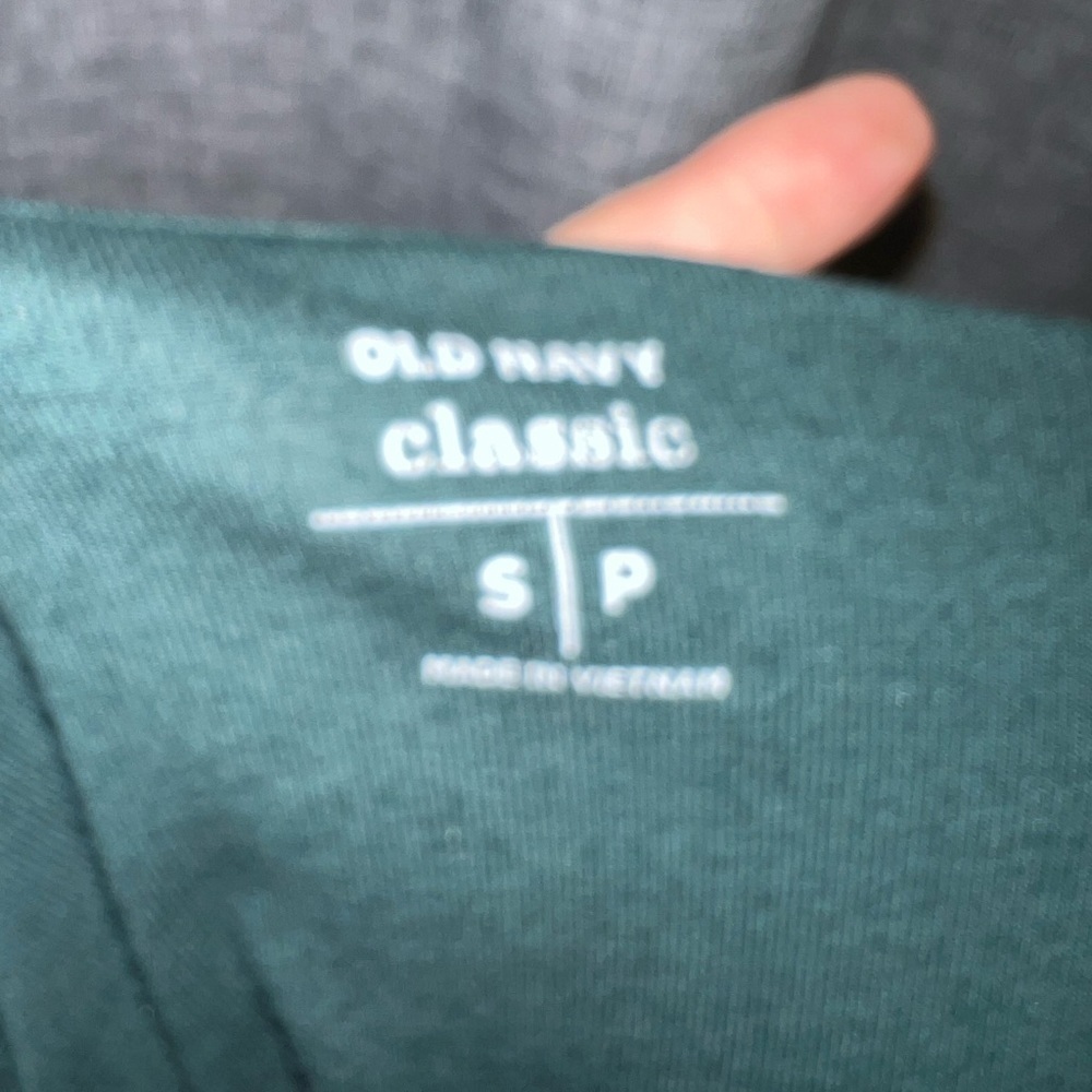 ❤️ Women’s Old Navy drop back tee Small - Picture 3 of 5